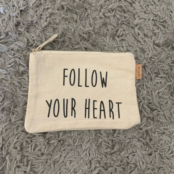 follow your heart pouch - Picture 1 of 2